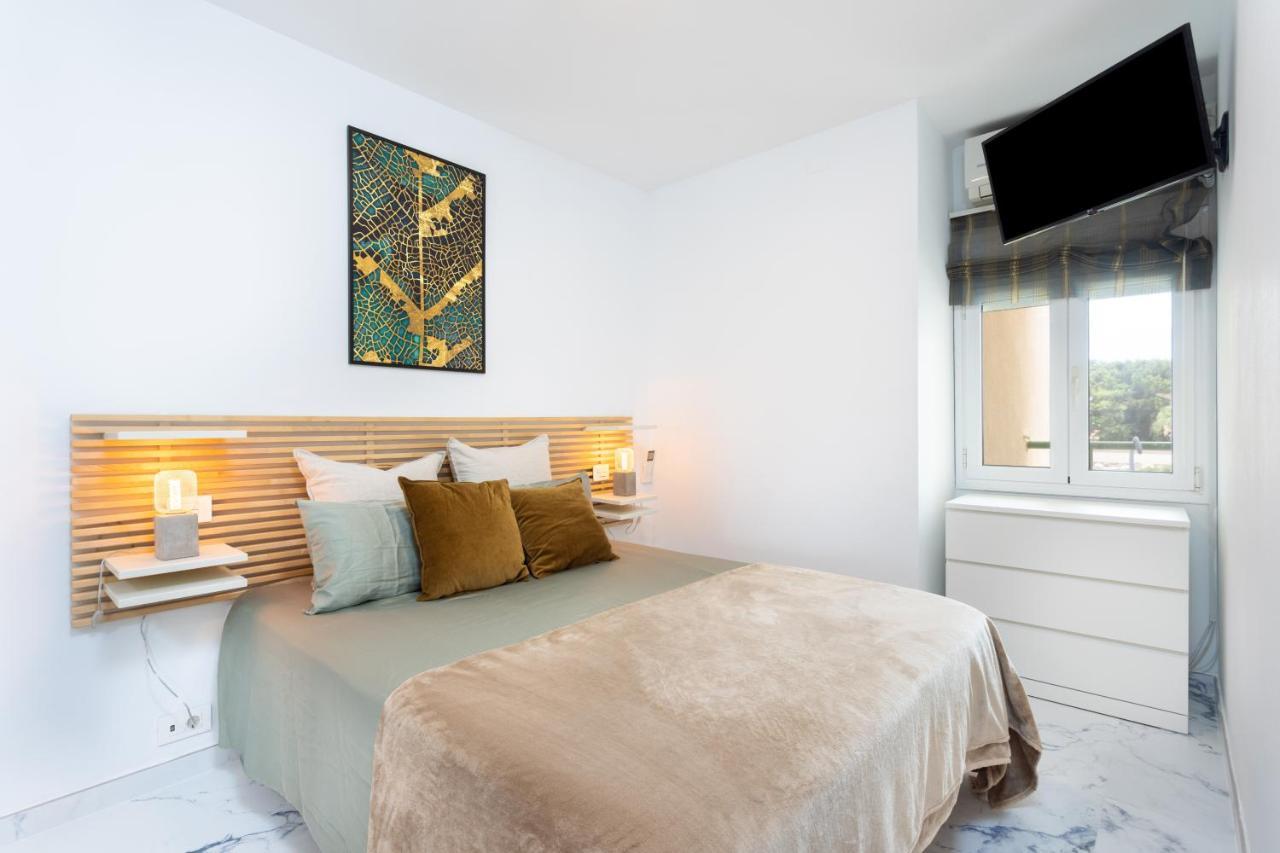 Cozy 1St Sea Line Apartment In The Quiet Area Los Cristianos  Exteriör bild