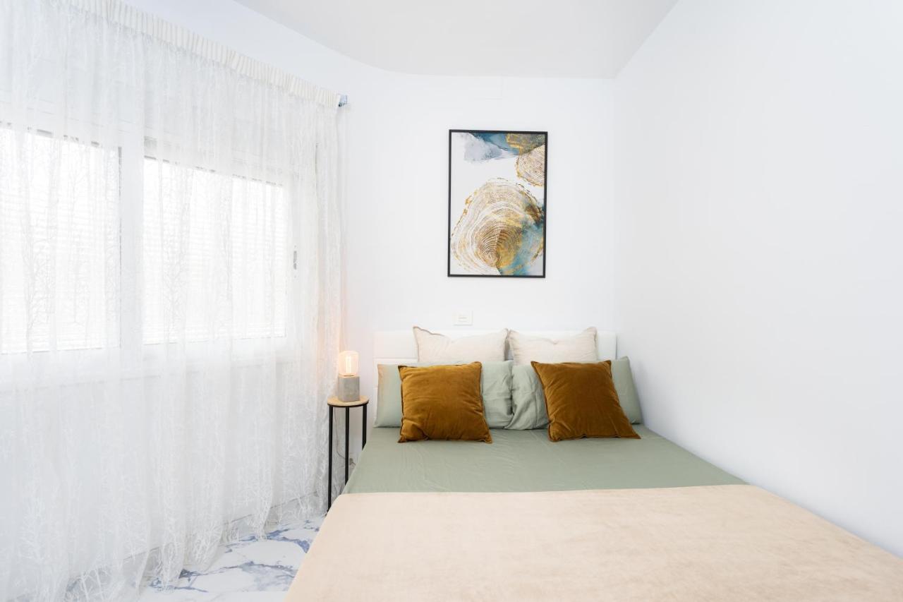 Cozy 1St Sea Line Apartment In The Quiet Area Los Cristianos  Exteriör bild